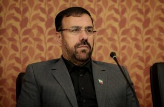 امیری: راه‌آهن شیراز-گل‌گهر با مشارکت بخش خصوصی تکمیل شود
